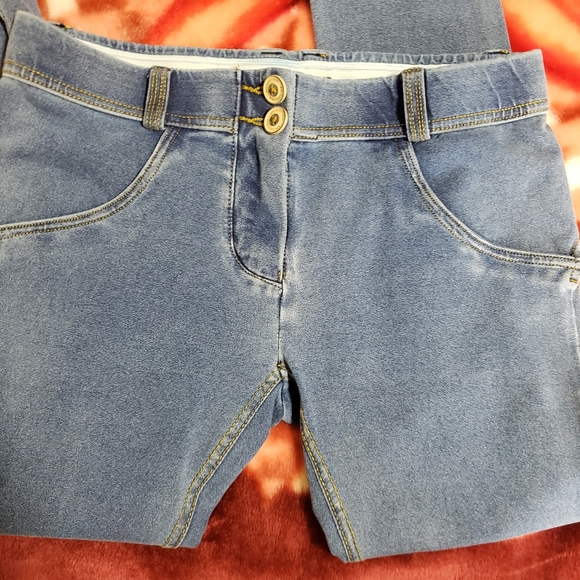 🎉🎉CLEARANCE🎉🎉 Top Trends Push.Up Pants Sz 34 - Picture 4 of 6